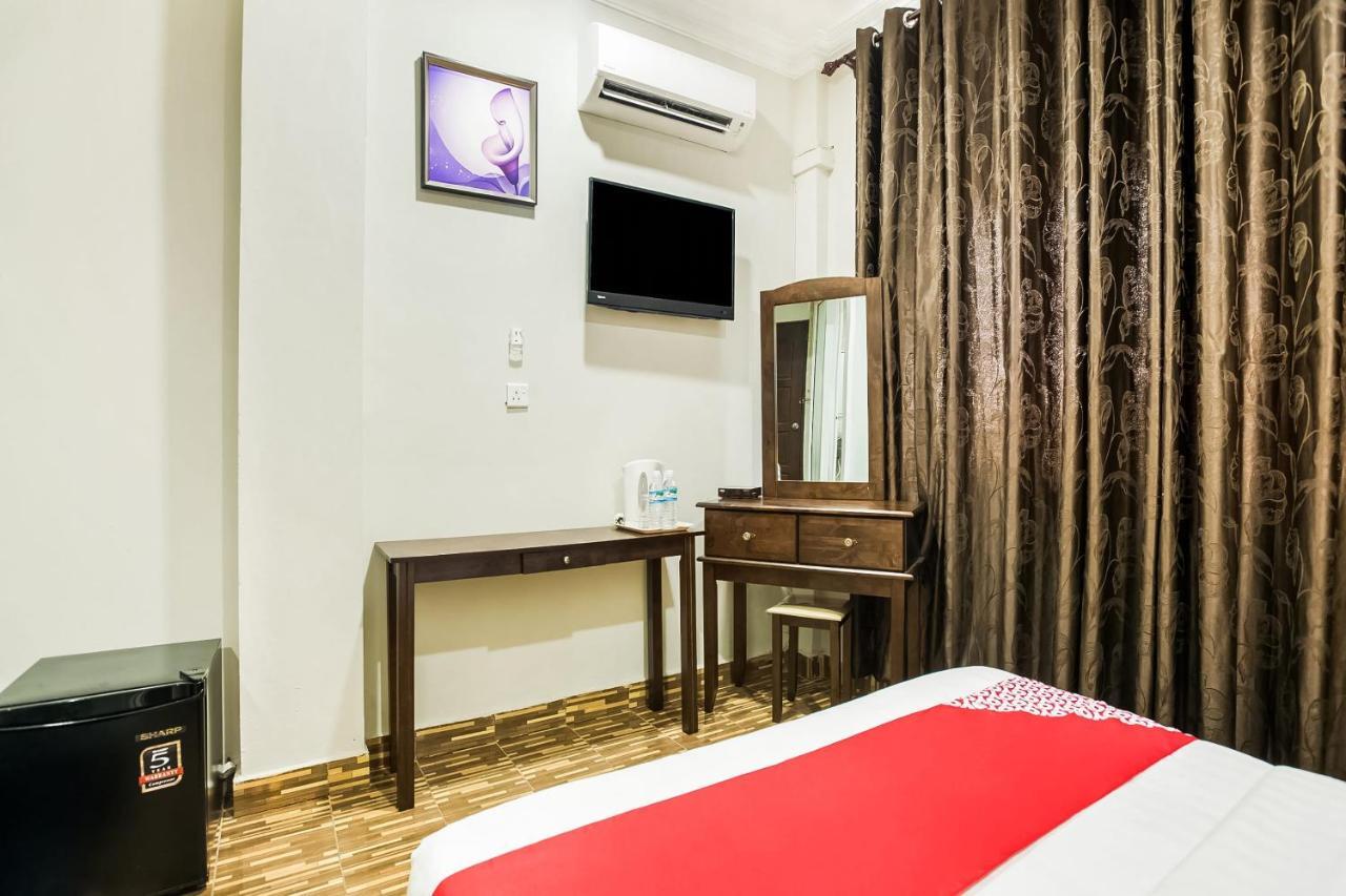 סמפורנה Oyo 89712 Grand Inn מראה חיצוני תמונה