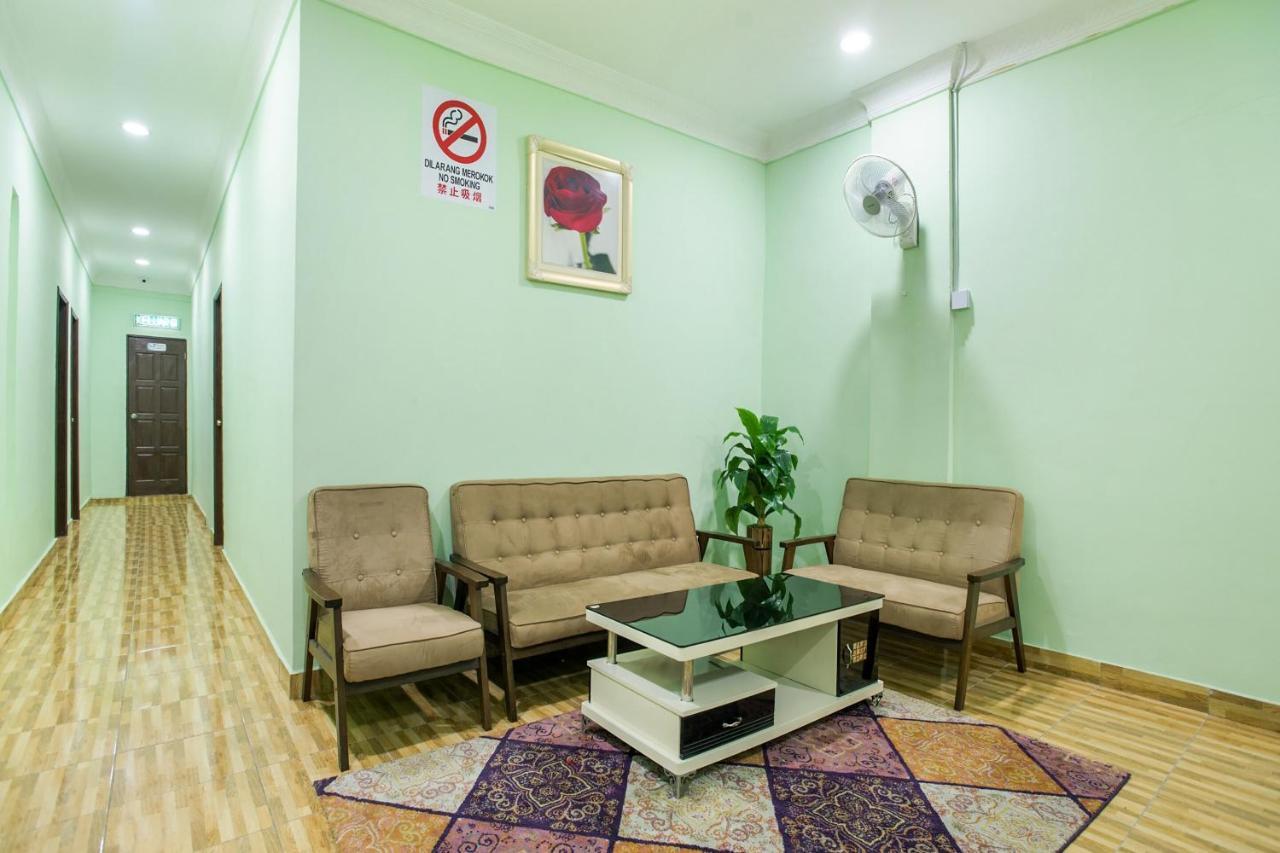 סמפורנה Oyo 89712 Grand Inn מראה חיצוני תמונה