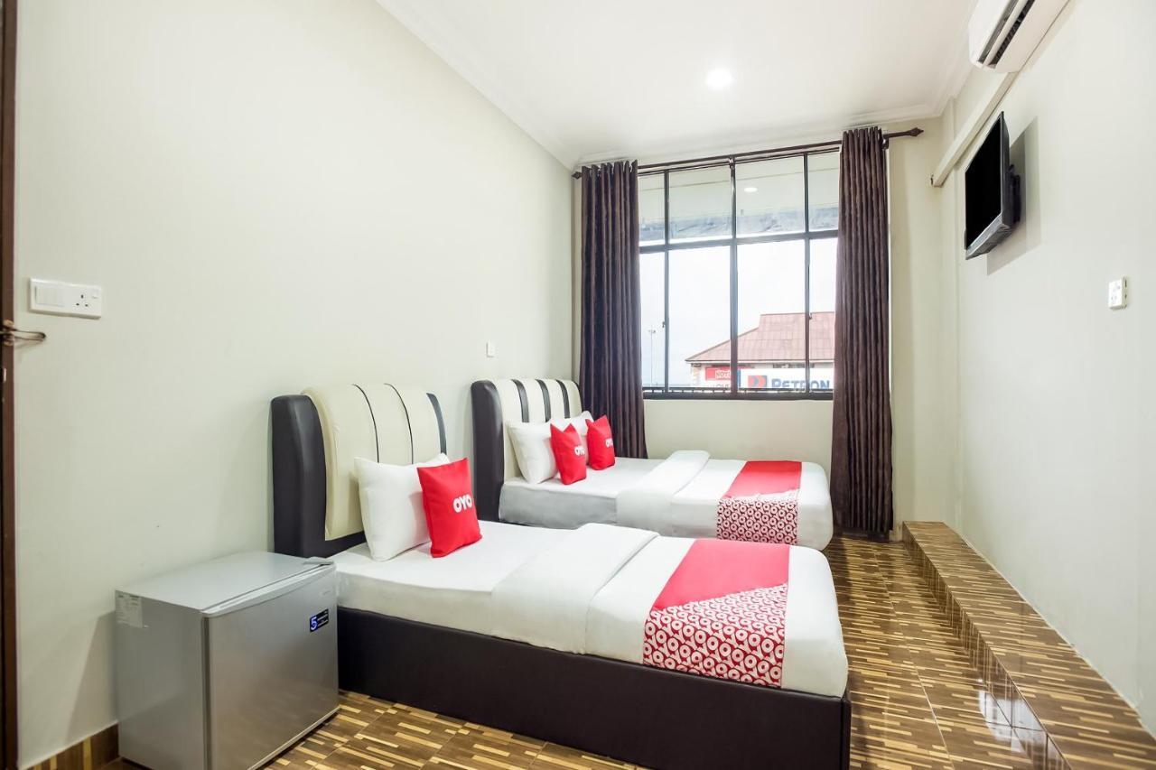 סמפורנה Oyo 89712 Grand Inn חדר תמונה