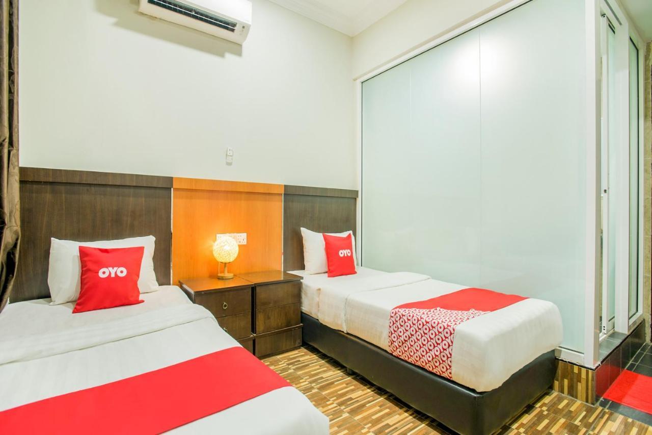 סמפורנה Oyo 89712 Grand Inn מראה חיצוני תמונה