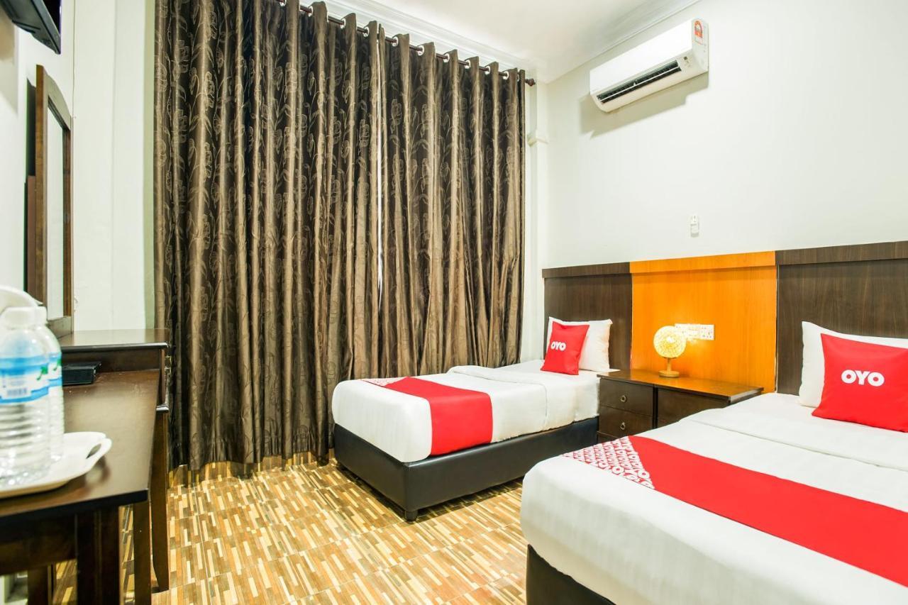 סמפורנה Oyo 89712 Grand Inn מראה חיצוני תמונה